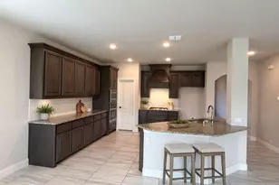 807 Imperial Wy, Mansfield, TX 76063 - Photo 8
