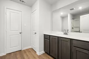 204 Julian Davis Dr, Venus, TX 76084 - Photo 8