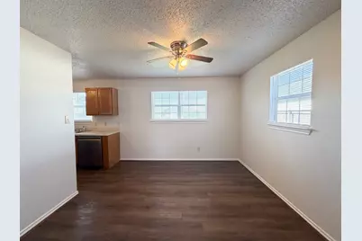 493 N Bryant Avenue, Midlothian, TX 76065 - Photo 12