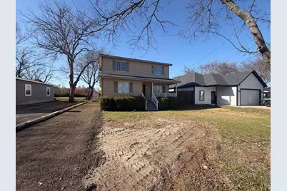 493 N Bryant Avenue, Midlothian, TX 76065 - Photo 1