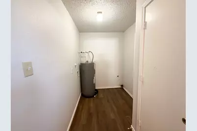 493 N Bryant Avenue, Midlothian, TX 76065 - Photo 16