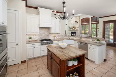 7404 Waterfall Drive, McKinney, TX 75072 - Photo 10