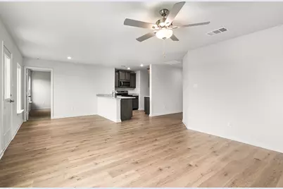 307 Julian Davis Drive, Venus, TX 76084 - Photo 2