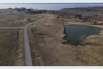 340 Peninsula Drive, Honey Grove, TX 75446 - Photo 6