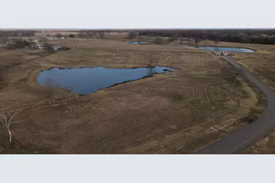 340 Peninsula Drive, Honey Grove, TX 75446 - Photo 8