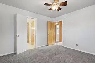 107 N 7th St, Krum, TX 76249 - Photo 18