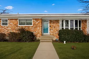 107 N 7th St, Krum, TX 76249 - Photo 2
