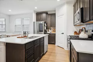 11213 Canyon Mine Dr, Aubrey, TX 76227 - Photo 8