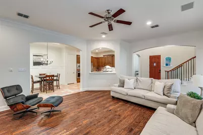 3885 Johnson Street, Frisco, TX 75034 - Photo 10