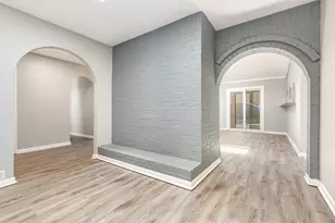 421 Cavender Ct, Hurst, TX 76054 - Photo 4