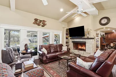 5014 Mohawk Court, DeCordova, TX 76049 - Photo 4