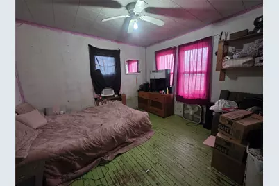 213 Pennsylvania Avenue, Graham, TX 76450 - Photo 20