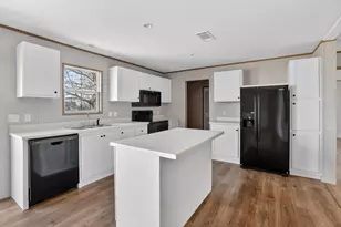 206 Rhett Ct, Aurora, TX 76078 - Photo 16