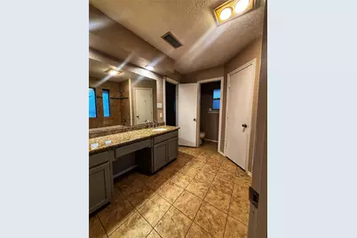 7604 Teresa Court, North Richland Hills, TX 76182 - Photo 14