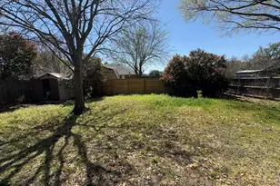 7604 Teresa Ct, North Richland Hills, TX 76182 - Photo 20