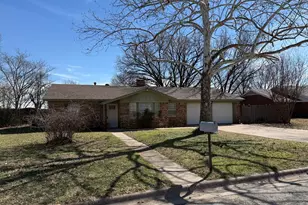 1307 Rock St, Bowie, TX 76230 - Photo 1