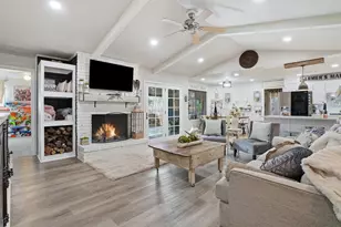 1105 Charles St, Weatherford, TX 76086 - Photo 8