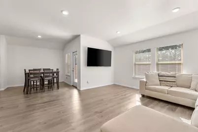 15122 Athena Drive, Dallas, TX 75253 - Photo 6