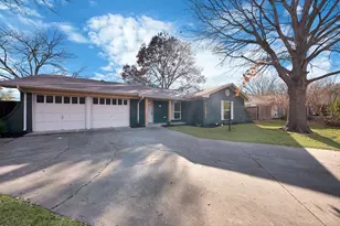 4209 Shipley Ct, Benbrook, TX 76116 - Photo 2