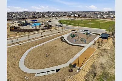 812 Indigo Road, Princeton, TX 75407 - Photo 2