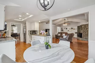 9740 Dartridge Drive, Dallas, TX 75238 - Photo 10