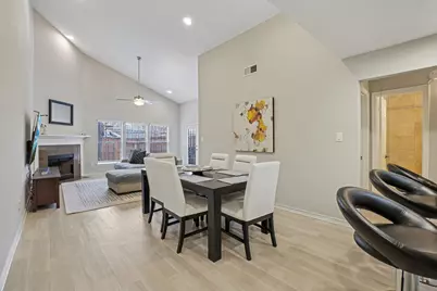 9437 Timberleaf Drive, Dallas, TX 75243 - Photo 8