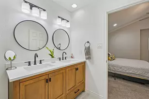 9437 Timberleaf Dr, Dallas, TX 75243 - Photo 22