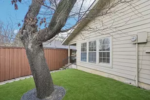 9437 Timberleaf Dr, Dallas, TX 75243 - Photo 34