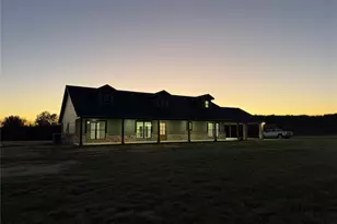 175 Flint Ln, Chico, TX 76431 - Photo 4