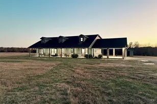 175 Flint Ln, Chico, TX 76431 - Photo 2