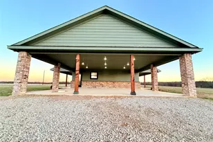 175 Flint Ln, Chico, TX 76431 - Photo 24