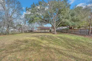 3213 S 3rd St, Waco, TX 76706 - Photo 32