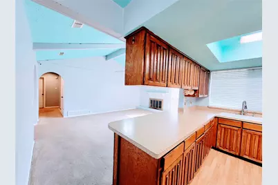 1716 Yorktown Drive, Arlington, TX 76014 - Photo 10