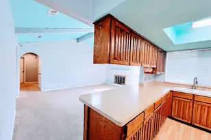 1716 Yorktown Dr, Arlington, TX 76014 - Photo 10