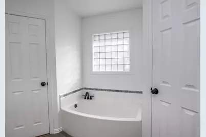 1716 Windsor Drive, Gainesville, TX 76240 - Photo 24