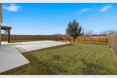 205 Broken Arrow, Krum, TX 76249 - Photo 24