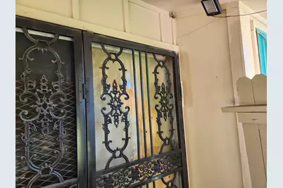 5820 Blackmore Avenue, Fort Worth, TX 76107 - Photo 2