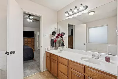 725 Windridge Lane, Burleson, TX 76028 - Photo 10