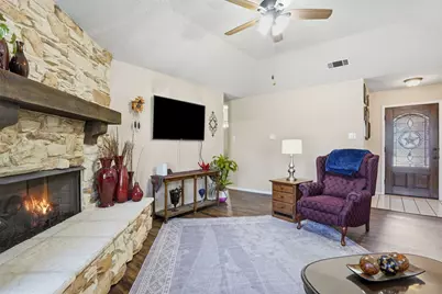 725 Windridge Lane, Burleson, TX 76028 - Photo 2