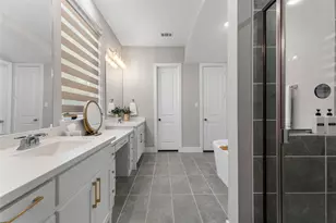 401 Sunnyridge Ln, Little Elm, TX 76227 - Photo 16