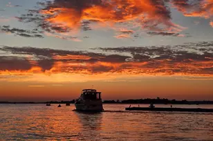 143 Whispering Pne Dr, Gordonville, TX 76245 - Photo 1