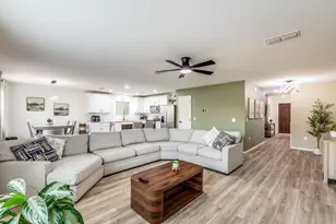 14033 Gaskin St, Pilot Point, TX 76258 - Photo 12