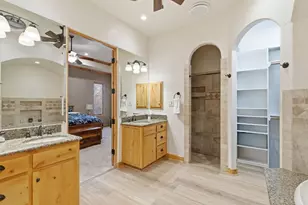 712 S Sugartree Dr, Lipan, TX 76462 - Photo 16