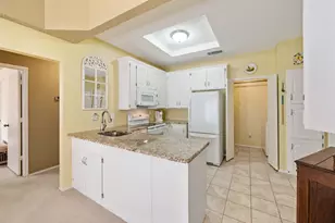 1828 Realistic Ct, Bedford, TX 76021 - Photo 6