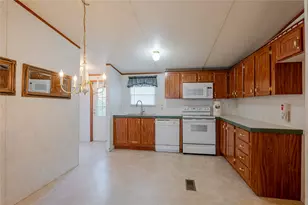 3233 Deer Path Ln, Weatherford, TX 76085 - Photo 10