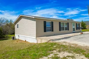 3233 Deer Path Ln, Weatherford, TX 76085 - Photo 4