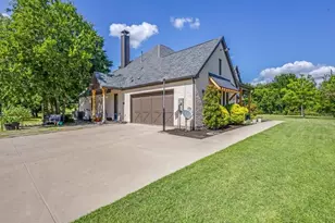 31665 FM 121, Tioga, TX 76271 - Photo 4