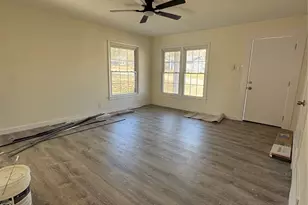 214 E Acheson St, Denison, TX 75021 - Photo 12