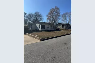 214 E Acheson Street, Denison, TX 75021 - Photo 8