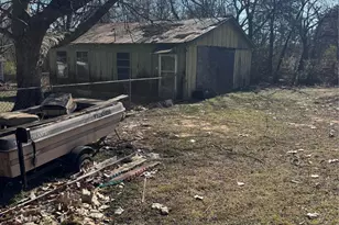 214 E Acheson St, Denison, TX 75021 - Photo 20